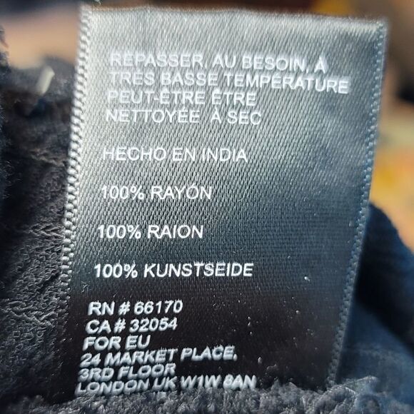 KIMCHI BLUE Ruffled Long Sleeve Crop Top - Picture 11 of 11